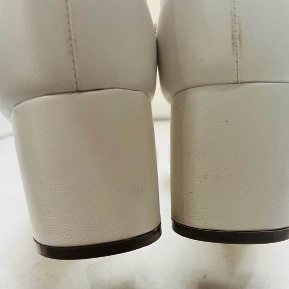 White Faux Leather Block Heel Sandals - size 7 - Picture 6 of 7